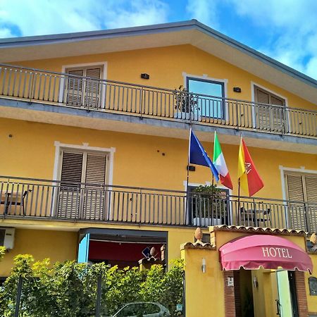 Sant'Antonio Garden B&B Nicolosi Bagian luar foto